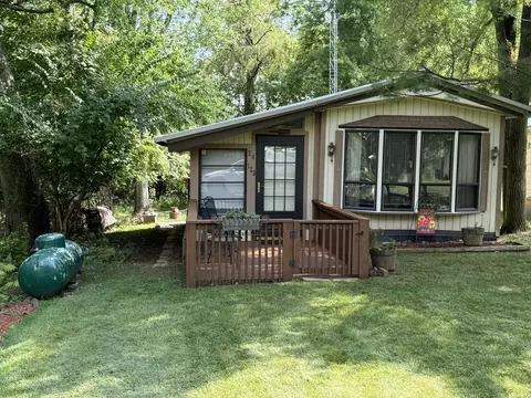 24-123 Woodhaven Lks, Sublette, IL 61367