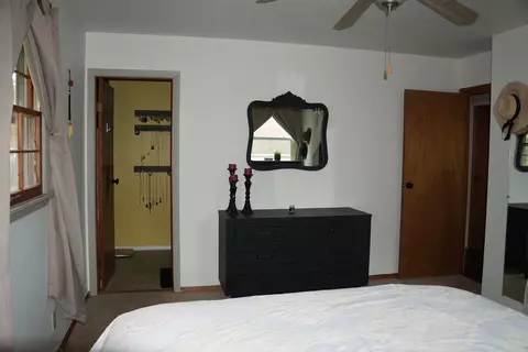 1021 Myrtle Ave, Dixon, IL 61021 photo 13