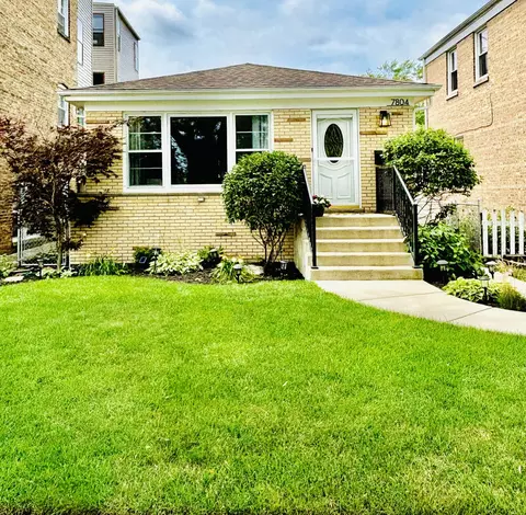 7804 Kedvale Ave, Skokie, IL 60076