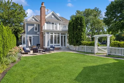 Exterior - 502 Willow Rd, Winnetka, IL 60093 photo 10 of 11