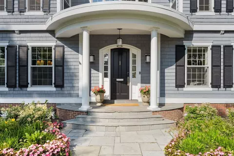 Exterior - 502 Willow Rd, Winnetka, IL 60093 photo 3 of 11