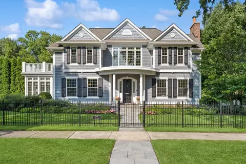 Exterior - 502 Willow Rd, Winnetka, IL 60093 photo 2 of 11