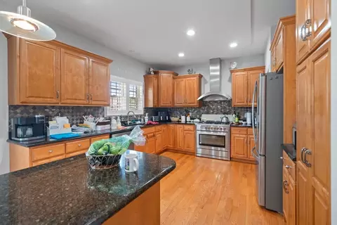 Kitchen - 1018 Timber Edge Dr, Morris, IL 60450 photo 2 of 2