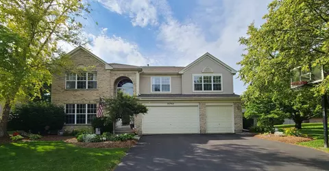 36966 Deerview Dr, Lake Villa, IL 60046