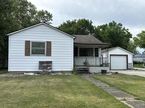 102 S Walnut St, Buckley, IL 60918