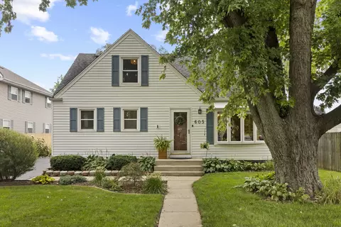 605 N Grace St, Lombard, IL 60148