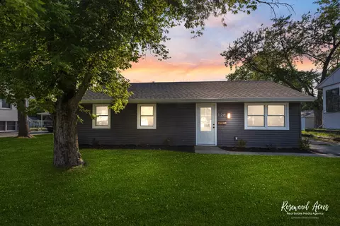 126 N Cedar Ln, Glenwood, IL 60425