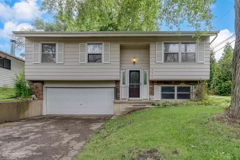 825 N Bennett St, Geneva, IL 60134