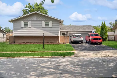 14809 Park Ave, Oak Forest, IL 60452