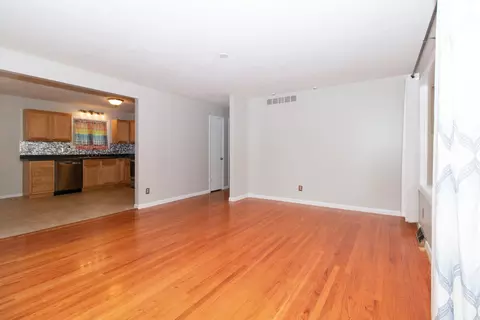 29 Ethell Pkwy, Normal, IL 61761 photo 2