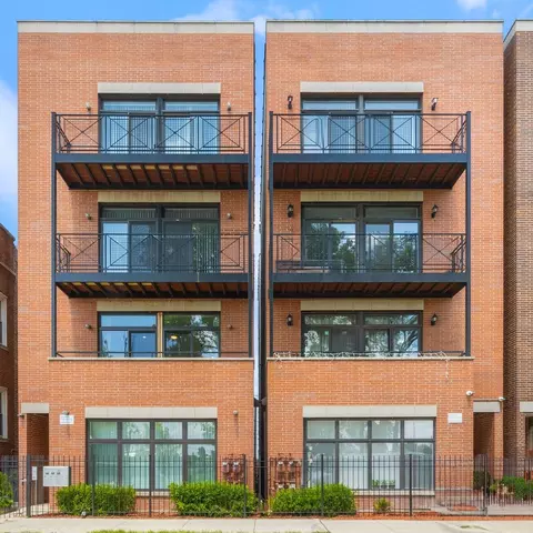 3134 W Walton St #2, Chicago, IL 60622