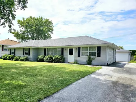 1317 Steven Smith Dr, Joliet, IL 60431