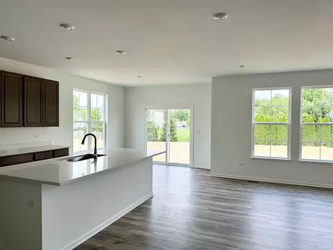 Other - 332 W Point Cir, Algonquin, IL 60102 photo 1 of 8