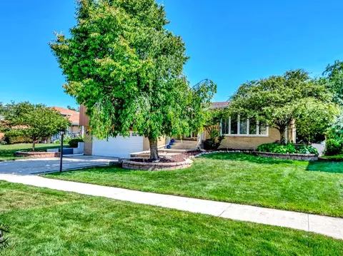 Exterior - 6536 Cedar Rd, Oak Forest, IL 60452 photo 9 of 9