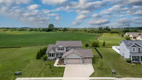 1221 Ridge Creek Rd, Savoy, IL 61874