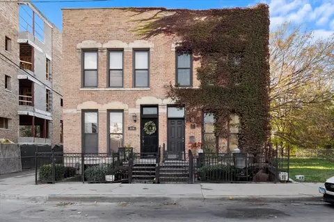 212 S Oakley Blvd, Chicago, IL 60612