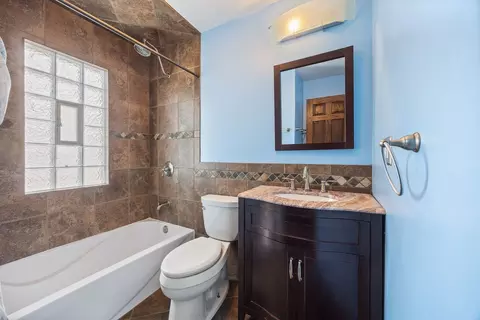 149 Wheeling Ave, Wheeling, IL 60090 photo 9