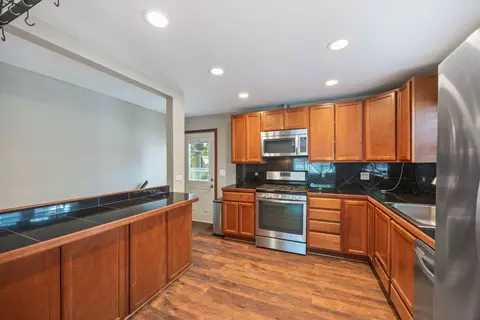 149 Wheeling Ave, Wheeling, IL 60090 photo 5