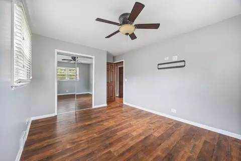 149 Wheeling Ave, Wheeling, IL 60090 photo 8