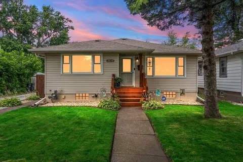 3516 Monroe St, Lansing, IL 60438