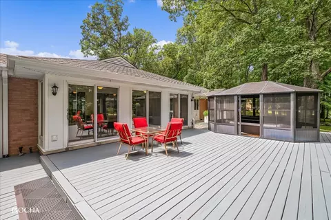 Exterior - 890 Woodlea Rd, Kankakee, IL 60901 photo 13 of 24