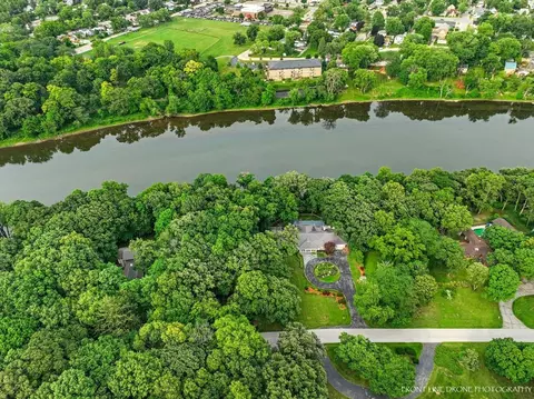 View/Area - 890 Woodlea Rd, Kankakee, IL 60901 photo 3 of 6