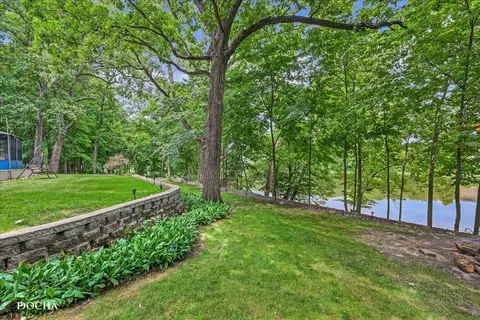 Exterior - 890 Woodlea Rd, Kankakee, IL 60901 photo 17 of 24