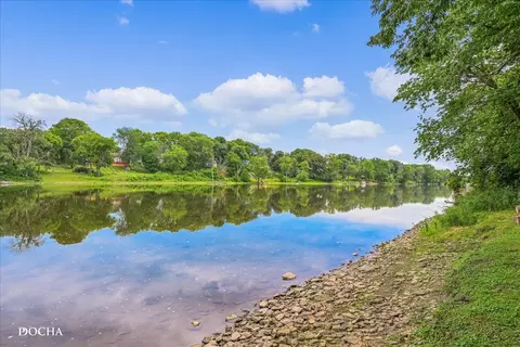 View/Area - 890 Woodlea Rd, Kankakee, IL 60901 photo 2 of 6