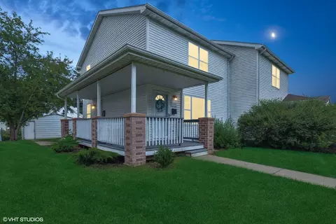 2221 Kemble Ave, North Chicago, IL 60064