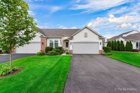 4154 Whitehall Ln, Algonquin, IL 60102