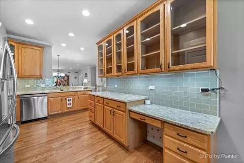 4154 Whitehall Ln, Algonquin, IL 60102 photo 8