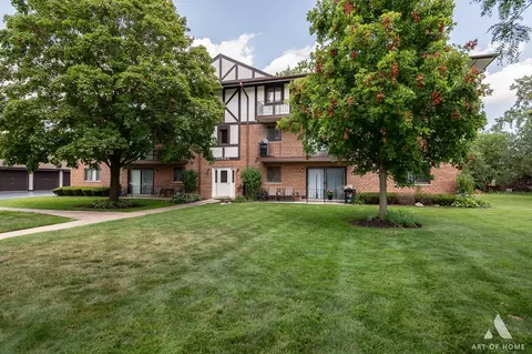 10985 S 84th Ave #3C, Palos Hills, IL 60465