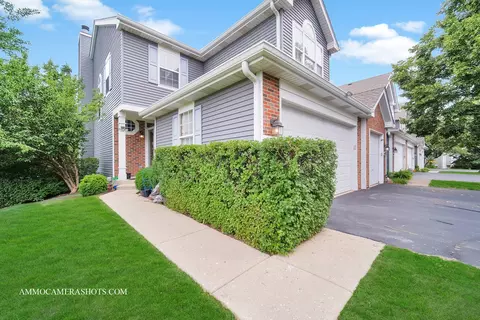 Exterior - 5527 Azalea Ct, Rolling Meadows, IL 60008 photo 2 of 8