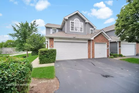 5527 Azalea Ct, Rolling Meadows, IL 60008