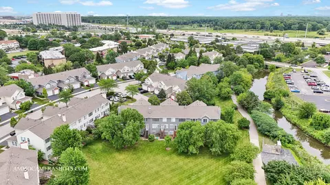 View/Area - 5527 Azalea Ct, Rolling Meadows, IL 60008 photo 3 of 3