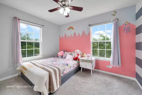 Bedroom - 5527 Azalea Ct, Rolling Meadows, IL 60008 photo 2 of 4