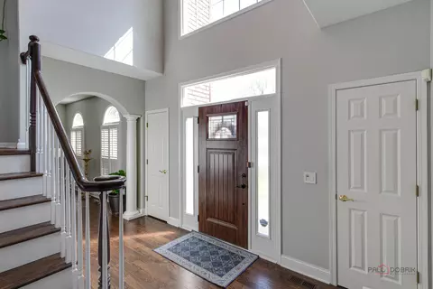 Entry Way - 3559 Stackinghay Dr, Naperville, IL 60564 photo 2 of 2