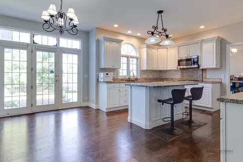 Kitchen - 3559 Stackinghay Dr, Naperville, IL 60564 photo 4 of 4