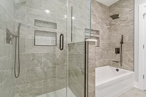 Bath - 43 N Pine Ave, Chicago, IL 60644 photo 2 of 6