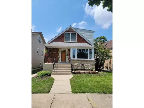 4948 N Moody Ave, Chicago, IL 60630