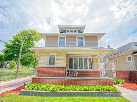 615 S 16th Ave, Maywood, IL 60153