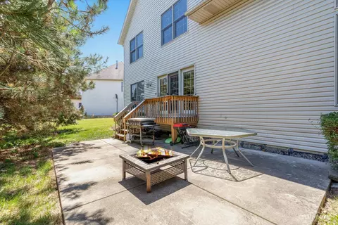 Exterior - 24813 Winterberry Ln, Plainfield, IL 60585 photo 4 of 4