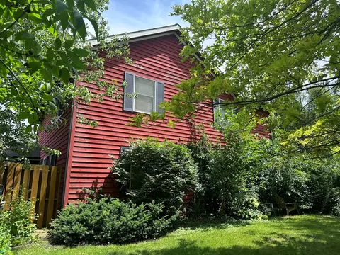 2316 Kirchoff Rd, Rolling Meadows, IL 60008 photo 3