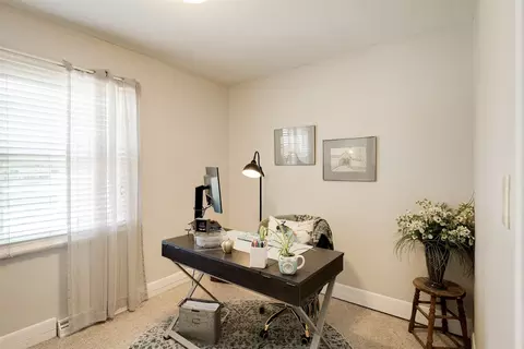 305 W Raab Rd, Normal, IL 61761 photo 9