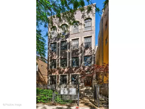 1547 N Hudson Ave #3, Chicago, IL 60610