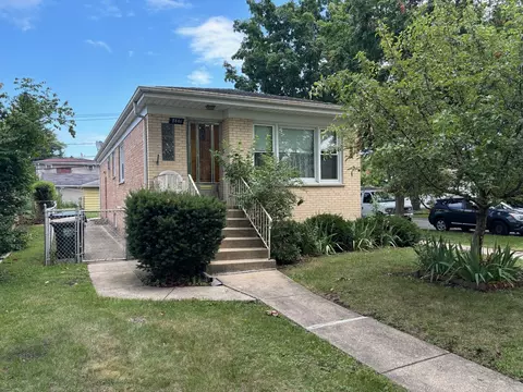 7801 N Oconto Ave, Niles, IL 60714