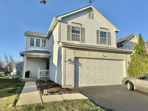912 Blackburn Dr, Grayslake, IL 60030
