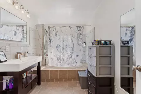 Bath - 103 S John St, Longview, IL 61852 photo 1 of 3