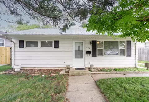 818 Westshire Dr, Joliet, IL 60435