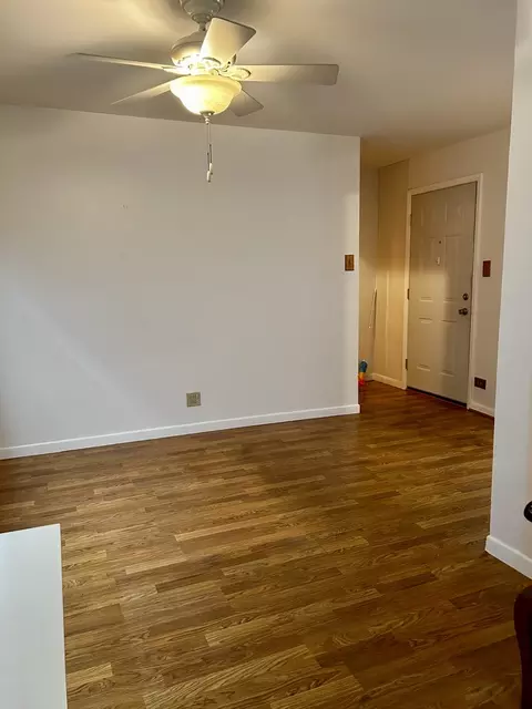 Living - 3614 148th Pl, Midlothian, IL 60445 photo 1 of 2